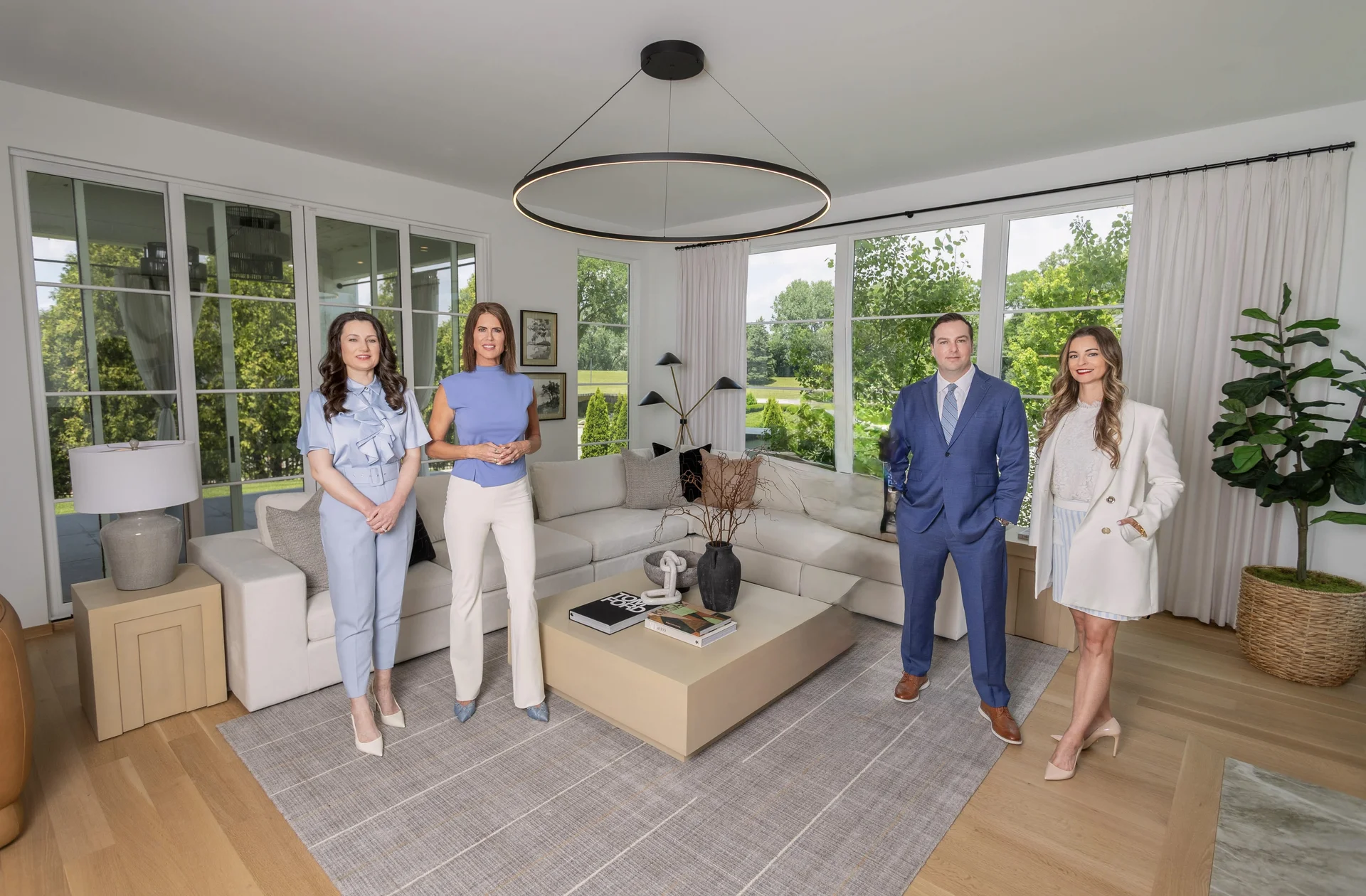 Vittoria Logli Real Estate Team in Glenview Illinois